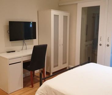 1/251 Eastern Valley Way - Photo 4