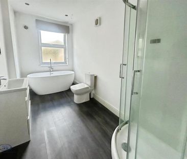 2 bedroom terraced house to rent - Photo 6