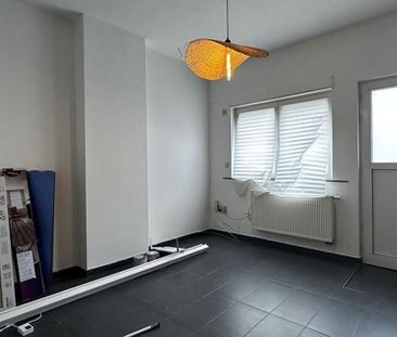 Woning te huur in Tournai voor € 850 met 3 slaapkamers - Photo 5
