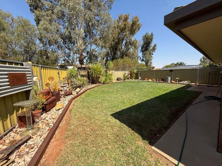 Comfortable Family Living in a Great Location - Photo 5