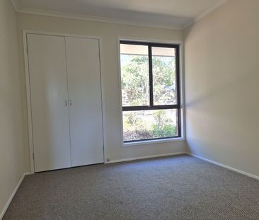 FRESHLY RENOVATED: Three bedroom Villa located in sort after area o... - Photo 3