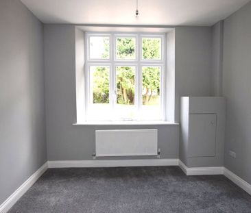 Red Cedar Court, Yeovil, Somerset, BA20 - Photo 4