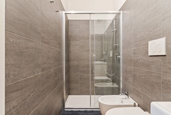 Via Luciano Manara, Milan, Lombardy 20122