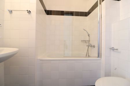 Apartment for rent, 1+KK - Studio, 27m - Photo 4
