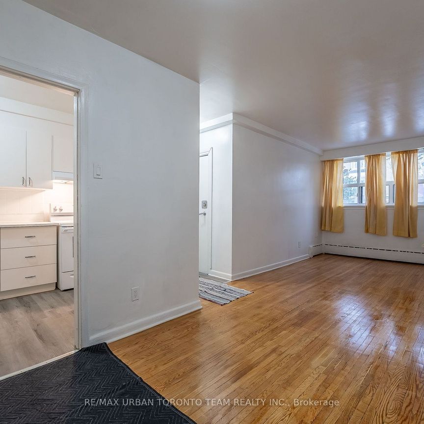For Lease - 37 Frankdale Avenue Unit# #1, Toronto, Ontario - Photo 1