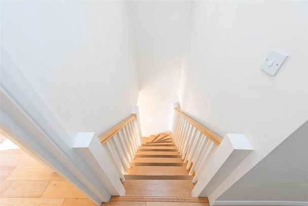 2 bedroom end of terrace house to rent - Photo 1