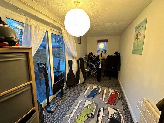 4 bedroom house share to rent - Photo 1