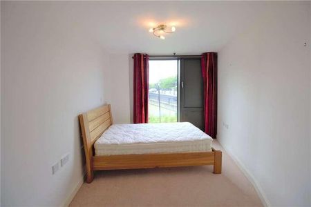 St James' Walk, Honeybourne Way, Cheltenham, Glos, GL50 - Photo 2