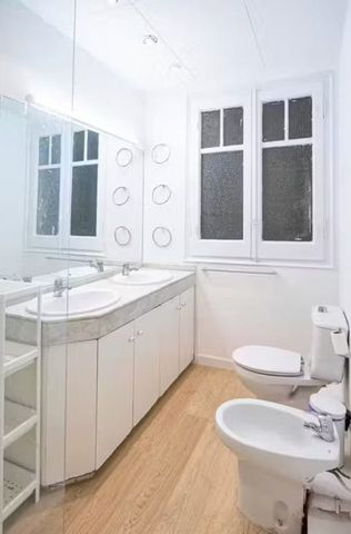 Carrer de Muntaner, Barcelona, Catalonia 08021 - Photo 5