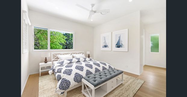 Coastal Luxury Awaits – Stunning Beachside Rental Home - Photo 1