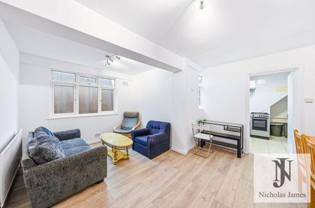 3 bedroom apartment to rent - Photo 5