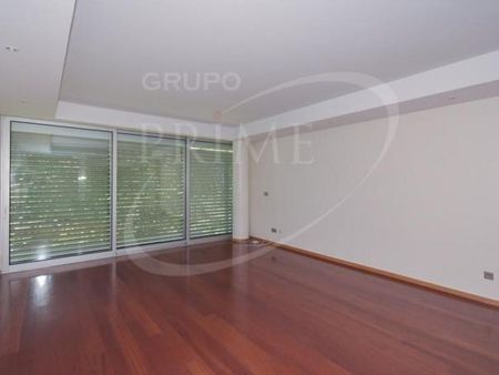 Apartamento T4 - Photo 2