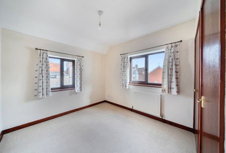 Old Post Office Alley, Tewkesbury, Gloucestershire, GL20 - Photo 3