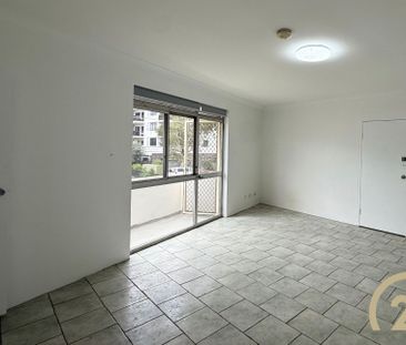 Modern & Low-Maintenance Living in Fairfield&excl; - Photo 2