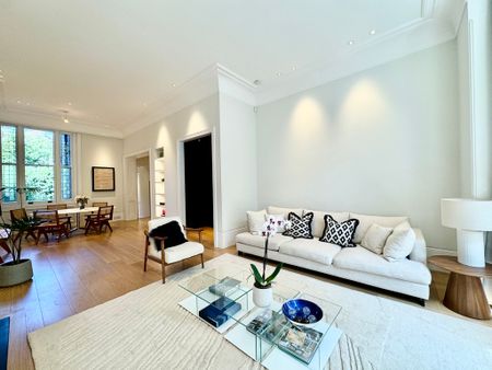 4 Bedroom Three Level Apartment, - Photo 3