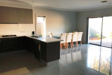 Modern Comfort Meets Convenience - Photo 2