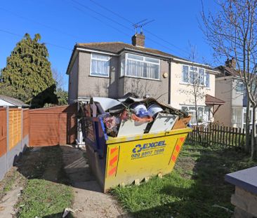 Price £2,200 pcm - Available Now - Part Furnished - Photo 6