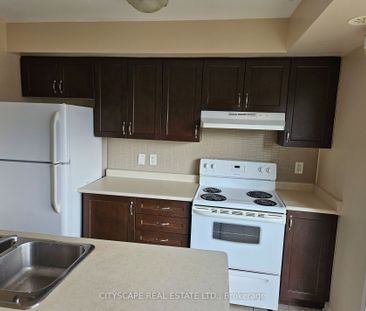 For Lease - 5605 Oscar Peterson Boulevard Unit# 8, Mississauga, Ont... - Photo 3