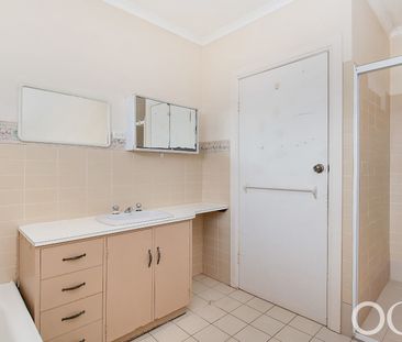 Open the Door To Stylish Townhouse Living in a Prime Adelaide Location - Photo 2