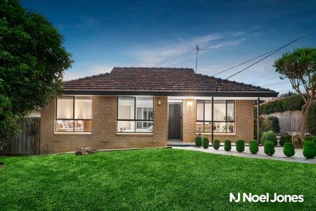 1/5 Elizabeth Street, BULLEEN - Photo 2