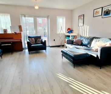 2 bedroom terraced house to rent - Photo 1