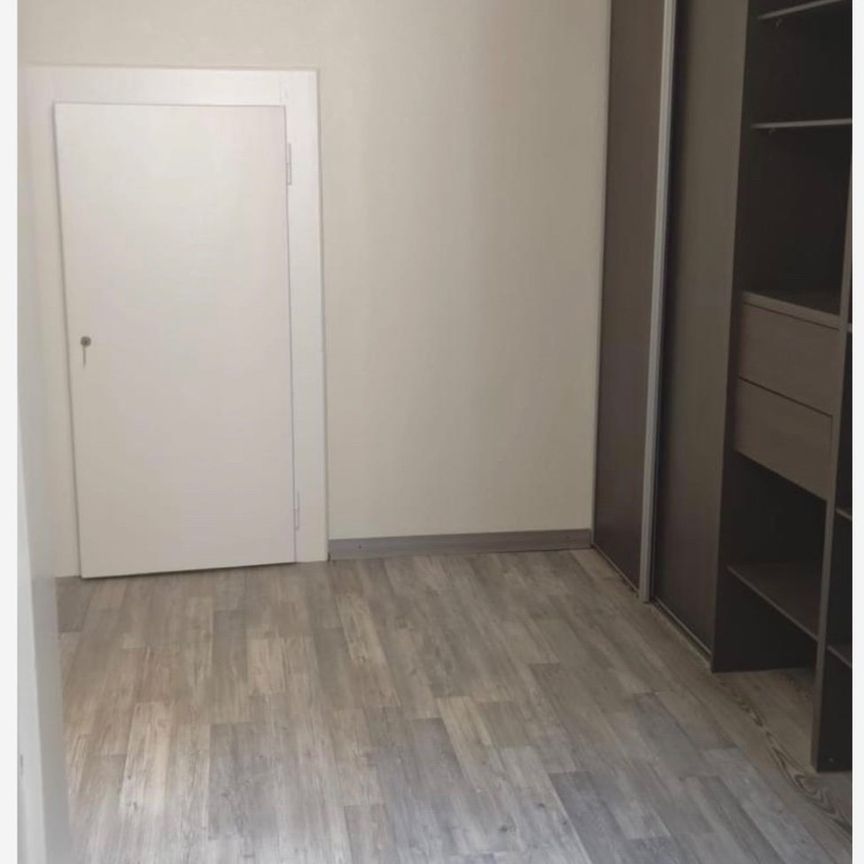 3,5 pièces de 104 m2 atypique avec grande terrasse - Photo 1