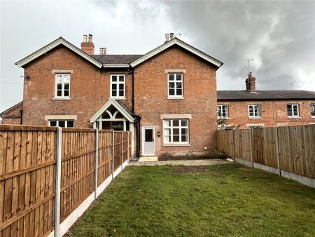 2 bedroom terraced house to rent - Photo 5