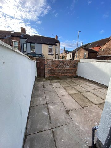 3 Bed Terraced House, Downing Road, L20 - Photo 2