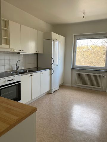 Västra Storgatan, Eskilstuna - Photo 4
