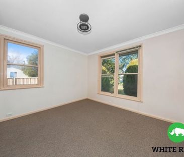 105 Matina Street, Narrabundah - Photo 2