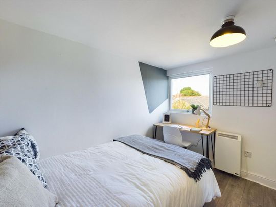 7 bedroom house to rent - Photo 1