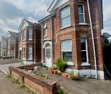 Cardigan Road, Bournemouth, Dorset, BH9 - Photo 1