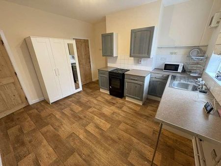 Middlesex Street, Barnsley, S70 - Photo 4