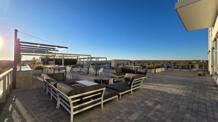 For Lease - 8888 Yonge Street Unit# 712, Richmond Hill, Ontario - Photo 3