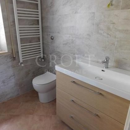Appia Antica-Villa: 300mq. Beautiful Tuscan style villa, large private garden. Spacious reception, dining, 4 bedrooms, 4 baths, fireplaces, maid’s quarters, parking, silent, secure. Ref 969 - Photo 5