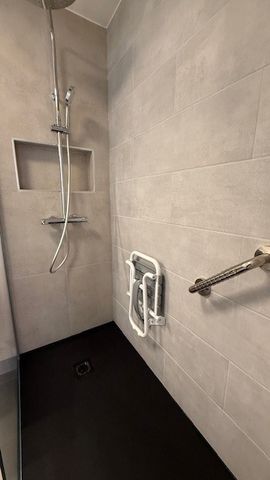 Location Appartement 2 pièces 43m² RUEIL MALMAISON 92500 - Photo 4