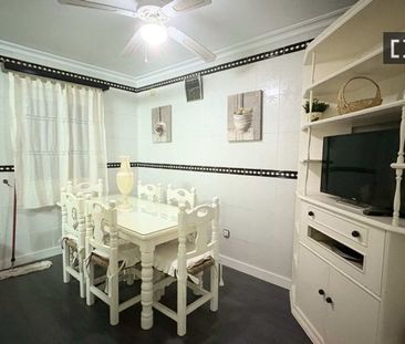 3 bedroom luxury Flat for rent in Seville, Spain - Photo 3