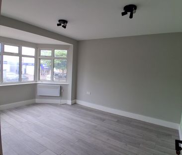 Studio Flat, Francis Road, HA1 - Photo 2