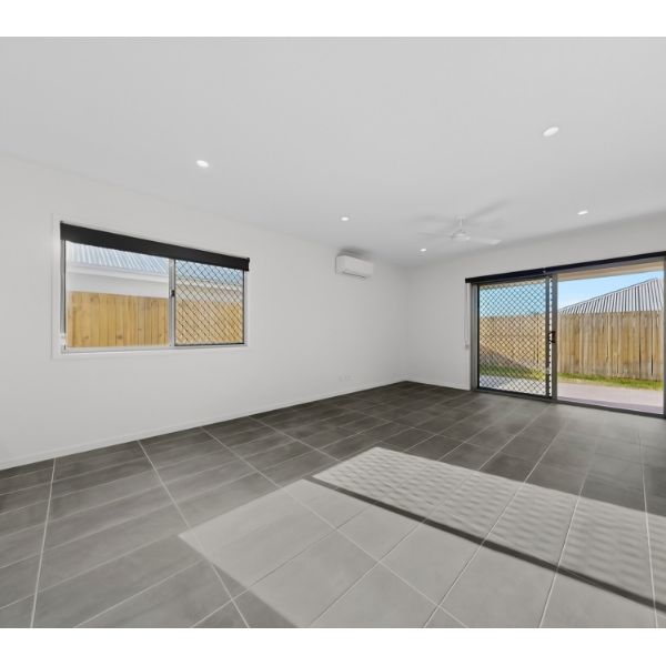 20 Flint Place, White Rock QLD 4306 - Photo 1