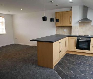 Turners Place, Rochdale, OL12 - Photo 2