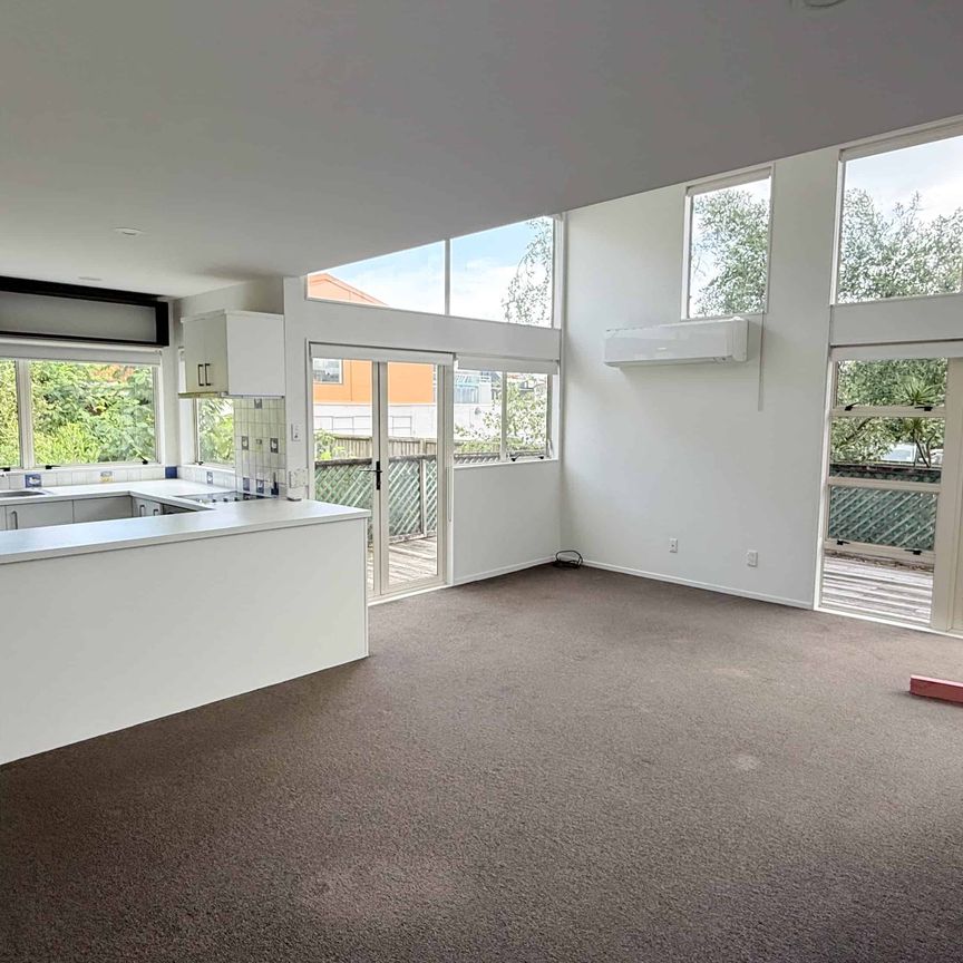 Parnell, 3 bedroom - Photo 1