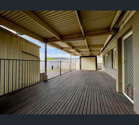 190 Ballarat road, Maidstone, Vic 3012 - Photo 1