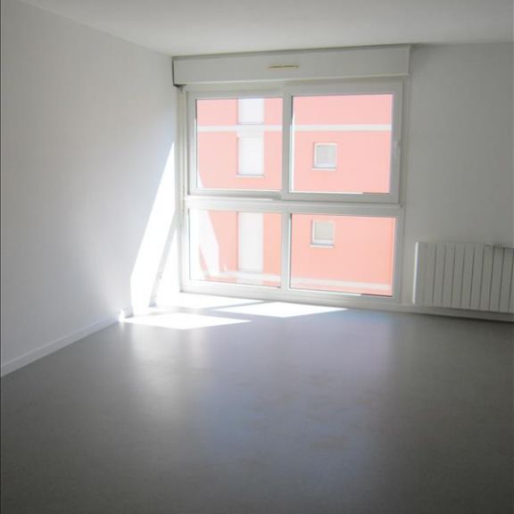 Location Appartement 1 pièce 30m² BESANCON 25000 - Photo 1