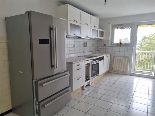 Location Appartement 4 pièces 100m² - Photo 1