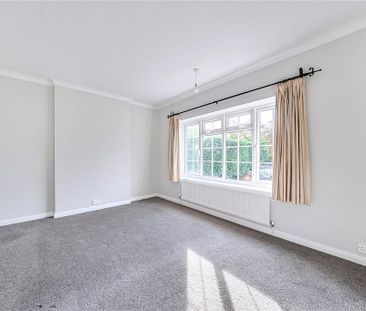 4 bedroom detached house to rent - Photo 6