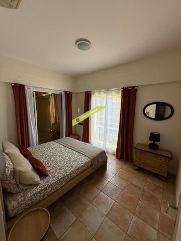 T3-4 MEUBLÉ – IMMEUBLE POUILLON – VIEUX PORT - Photo 5