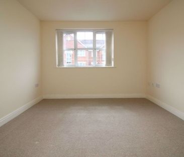 2 Bedroom Flat - Photo 5