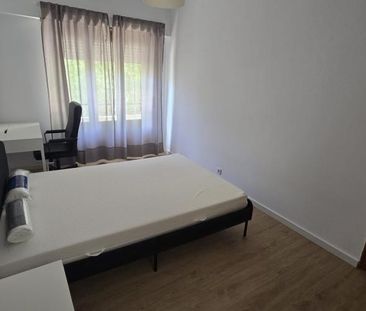 Single rooms (students or teachers), Capuchos / Almada - Photo 3