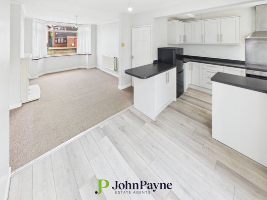 Poitiers Road, Cheylesmore, Coventry, CV3 5JX - Photo 1
