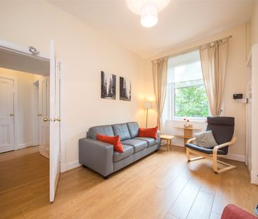 1 bedroom apartment to rent - Photo 2